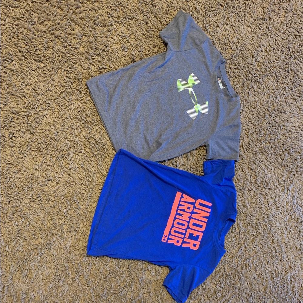 2 Under Armour t-shirts